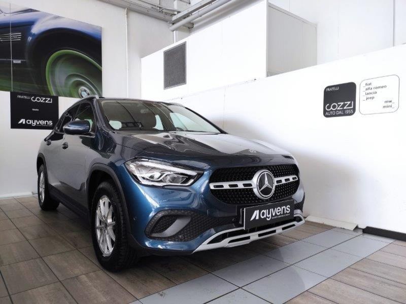 MERCEDES-BENZ GLA          (H247) GLA 200 d Automatic Business - Cozzi