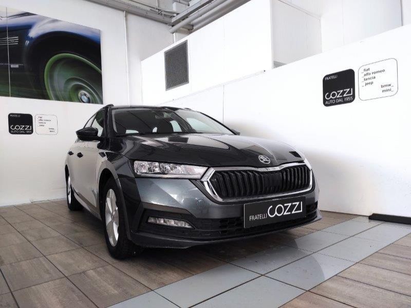 SKODA Octavia 4ª serie Octavia 2.0 TDI EVO SCR DSG Wagon Executive - Cozzi