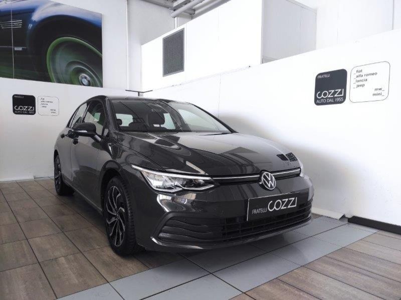 VOLKSWAGEN Golf 8ª serie Golf 1.0 eTSI EVO DSG Life - Cozzi