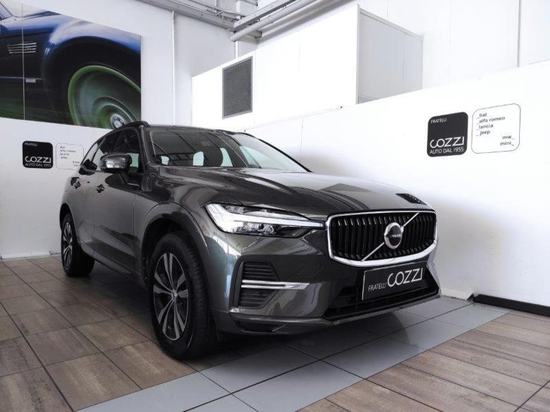 VOLVO XC60 (2017-->) XC60 B4 Geartronic Momentum - Cozzi